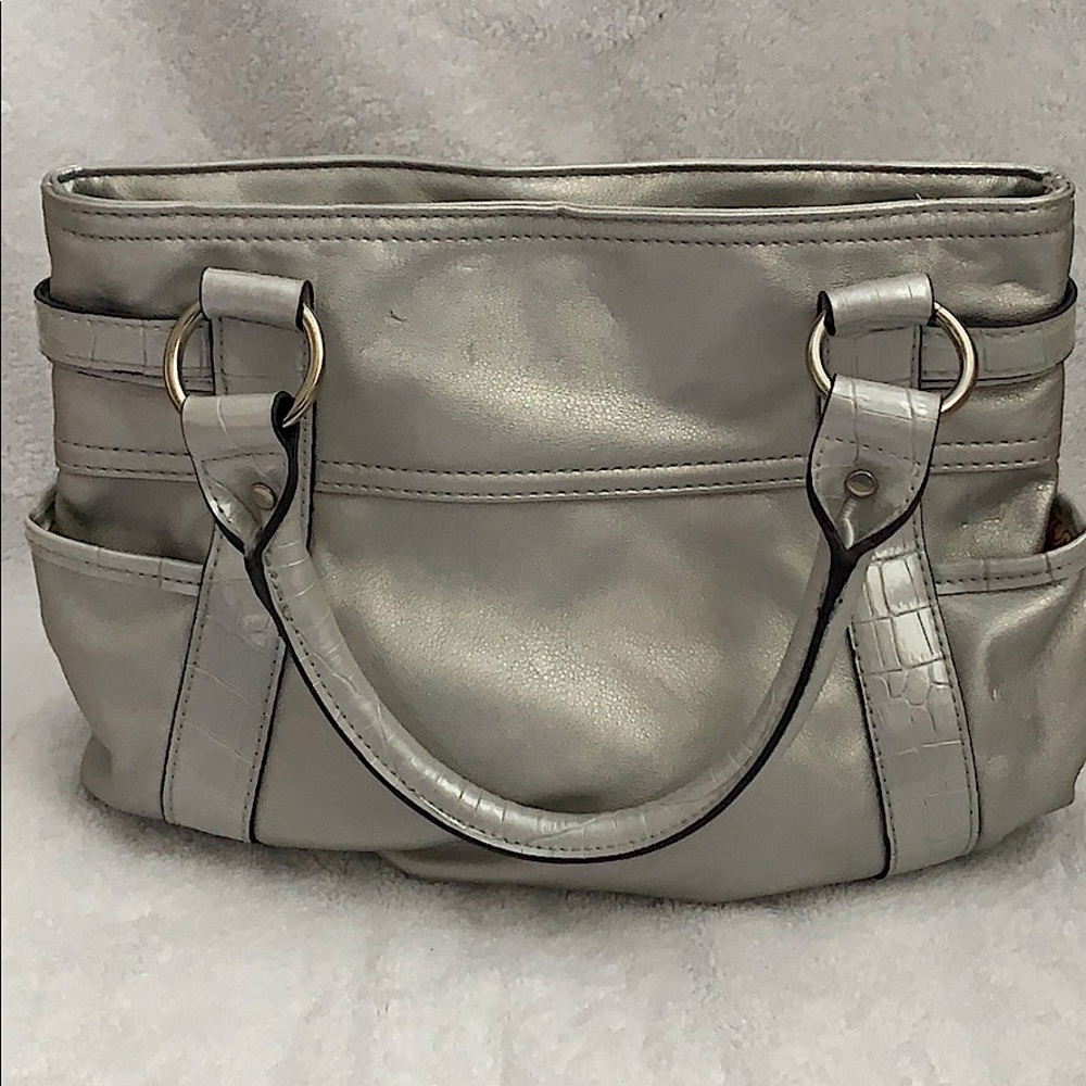 Sierra Ricchi Silver Handbag - Picture 2 of 2